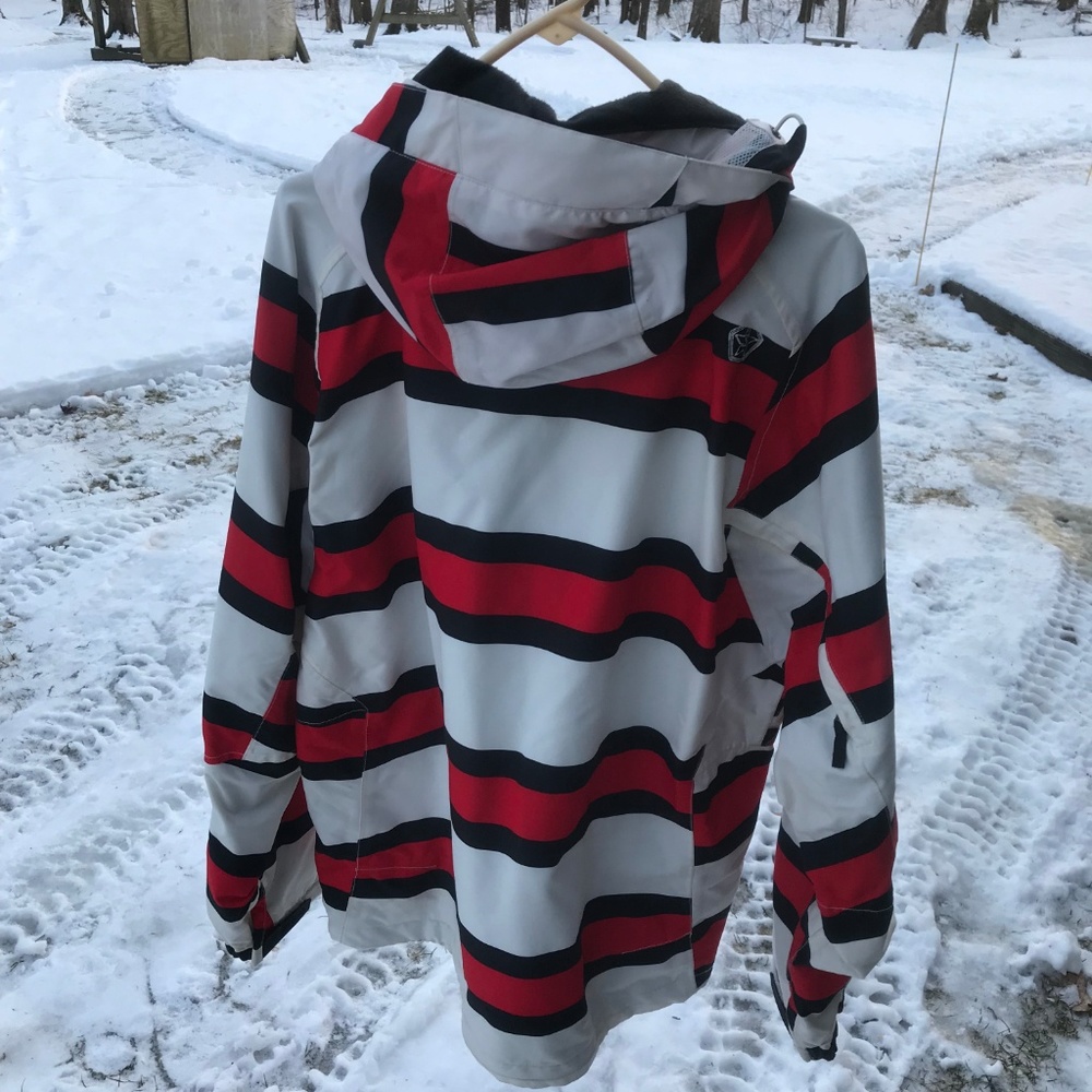 Snowboard jacket - Picture 2 of 2
